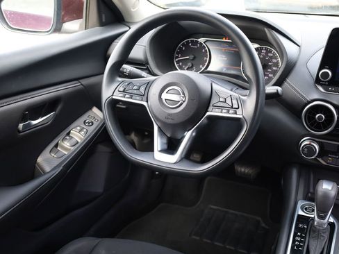 Used 2025 Nissan Sentra SV FWD image 21