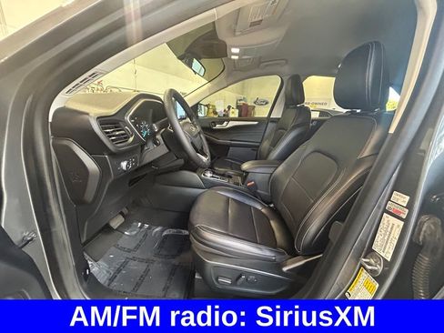 Certified 2022 Ford Escape SEL image 11