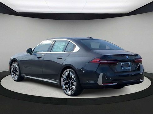 New 2026 BMW 530i xDrive 530i xDrive w/ Premium Package image 6