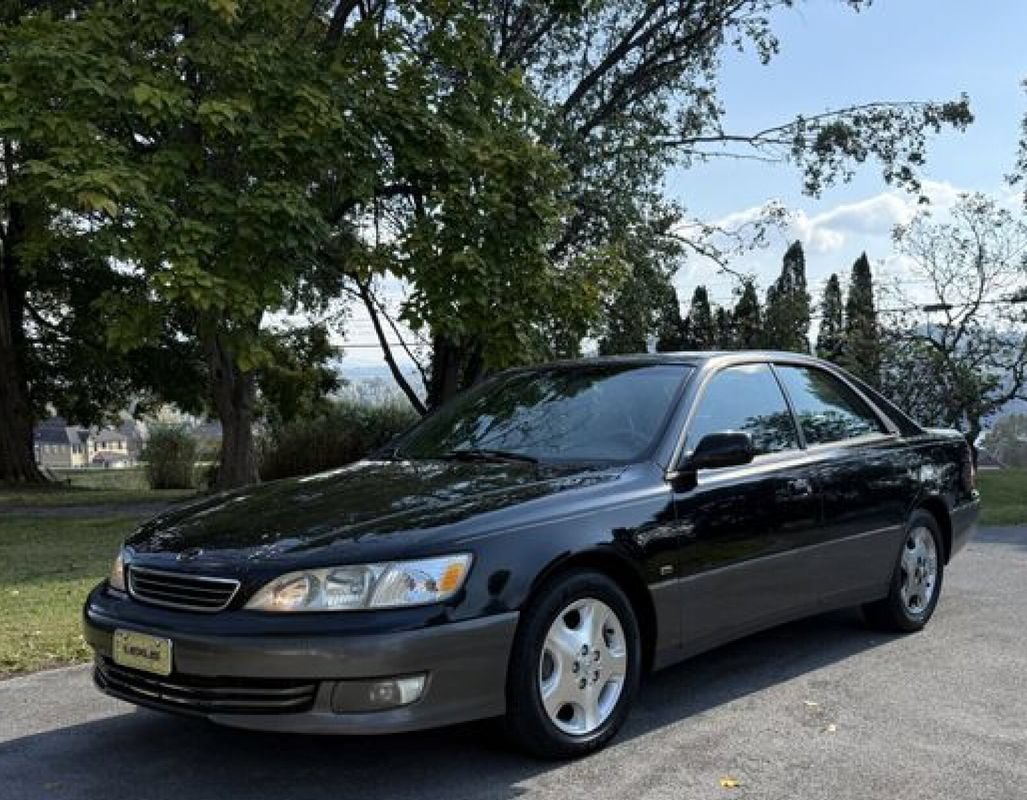 Used 2001 Lexus ES 330 FWD image 5