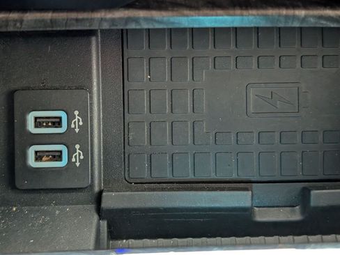 Used 2019 Ford Expedition Limited w/ Equipment Group 302A RWD image 21