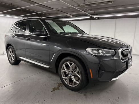 Used 2022 BMW X3 xDrive30i w/ Convenience Package AWD/4WD image 7