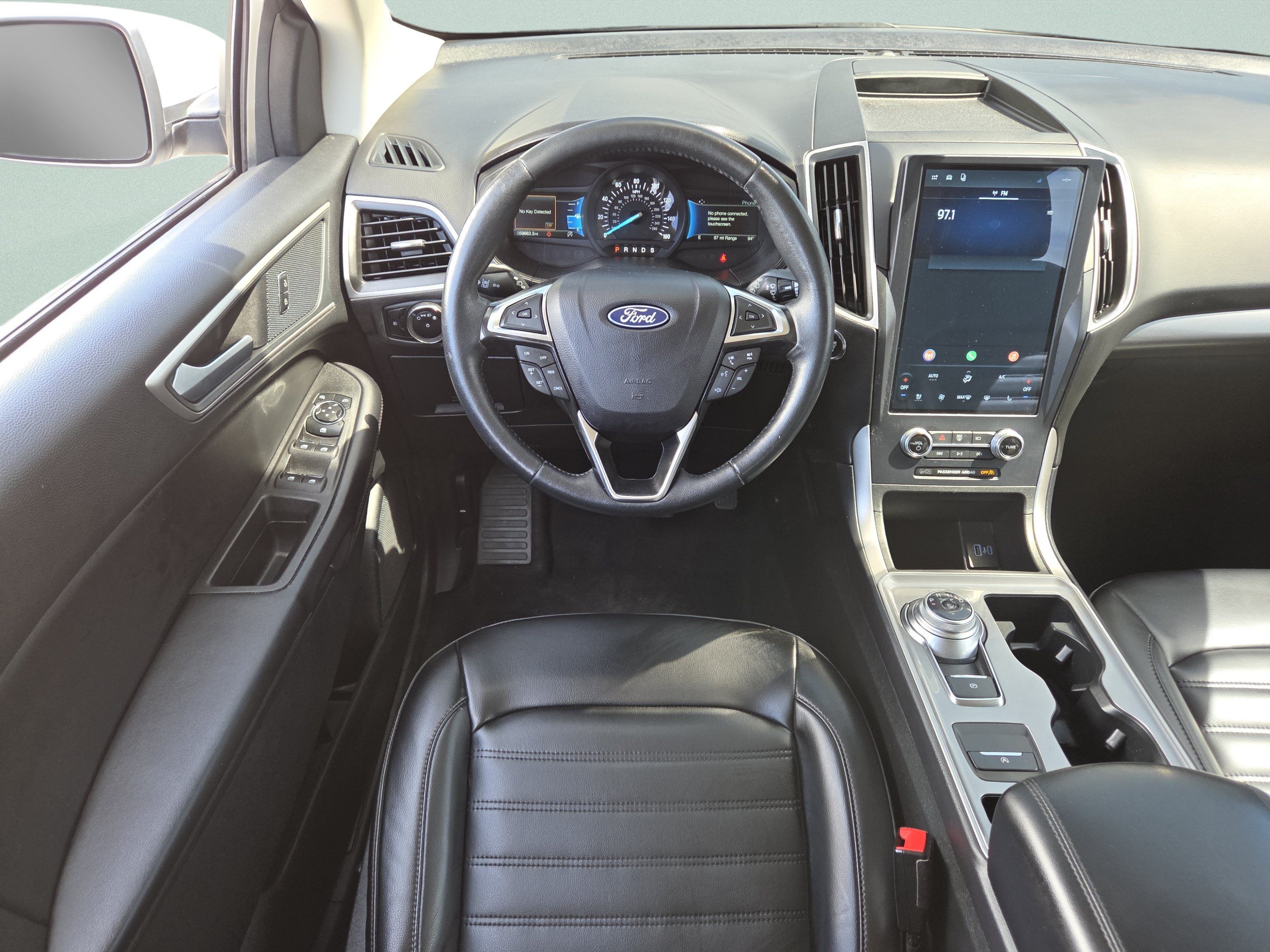 Used 2024 Ford Edge SEL w/ Convenience Package AWD/4WD image 4