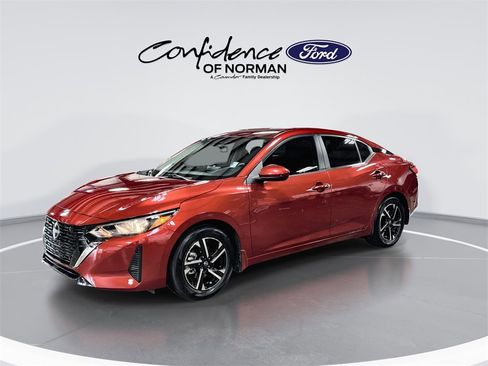 Used 2025 Nissan Sentra SV w/ All-Weather Package image 4