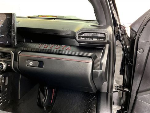 Used 2025 Toyota Tacoma TRD Pro image 17