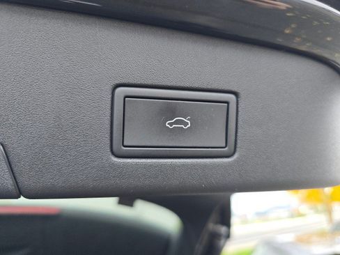 Used 2022 Volkswagen ID.4 Pro S image 17