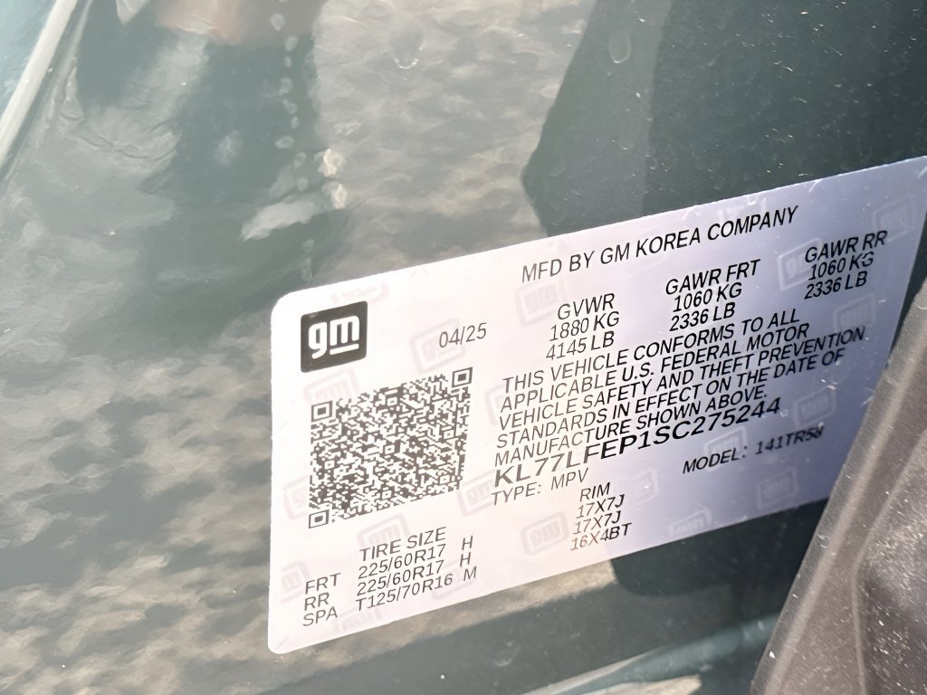 Used 2025 Chevrolet Trax LS FWD image 29