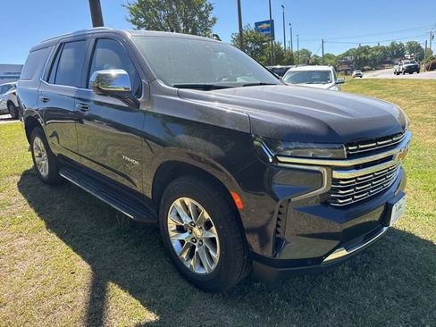 Used 2023 Chevrolet Tahoe Premier AWD/4WD image 1