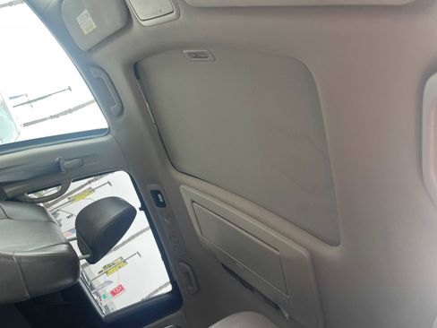 Used 2014 Honda Odyssey Touring Elite image 26