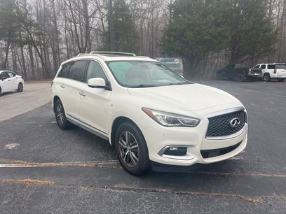 Used 2020 INFINITI QX60 Luxe w/ Essential Package