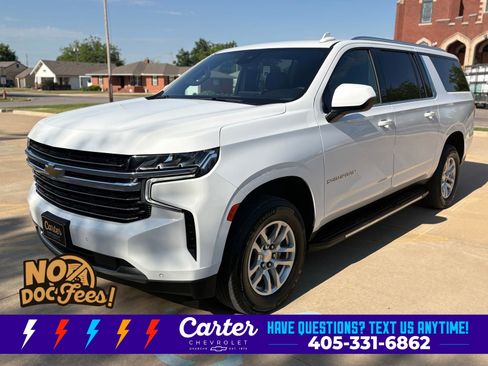 Used 2024 Chevrolet Suburban LT RWD image 7