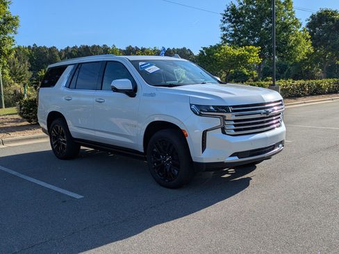 Used 2024 Chevrolet Tahoe High Country w/ Advanced Technology Package AWD/4WD image 1