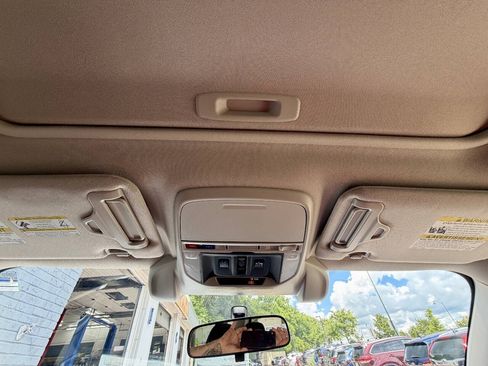 Used 2019 Subaru Forester Premium AWD/4WD image 50