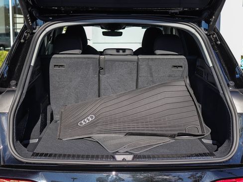 Certified 2025 Audi Q5 Premium w/ Premium Plus AWD/4WD image 30