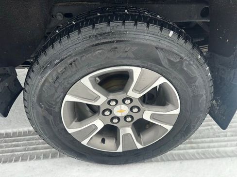 Used 2019 Chevrolet Colorado Z71 image 16