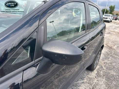 Used 2020 Ford EcoSport S FWD image 3