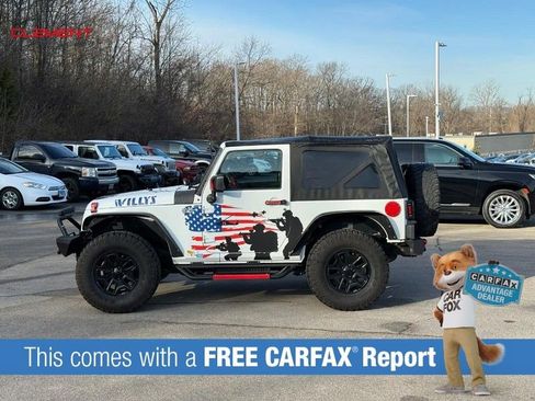 Used 2017 Jeep Wrangler Sport image 2