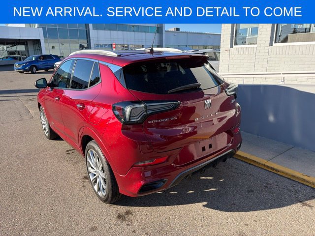 Used 2024 Buick Encore GX Avenir w/ Avenir Convenience Package FWD image 8