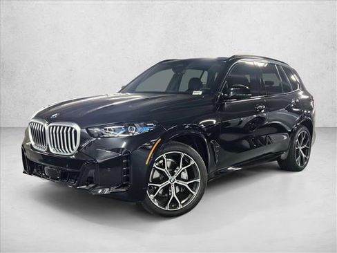 New 2026 BMW X5 xDrive40i w/ M Sport Package image 1