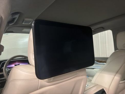 Used 2023 Cadillac Escalade Premium Luxury Platinum image 39