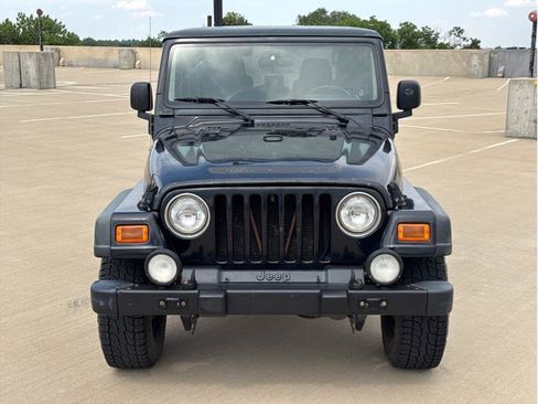 Used 2003 Jeep Wrangler Sport image 2