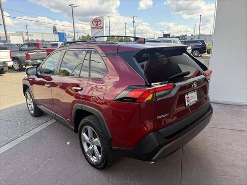 Certified 2021 Toyota RAV4 Limited w/ Limited Grade Weather Package AWD/4WD image 4