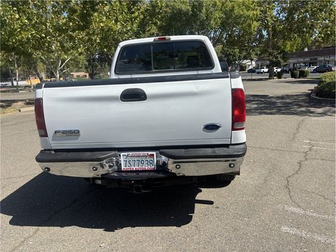 Used 2005 Ford F250 Lariat AWD/4WD image 7