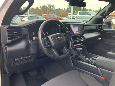 New 2026 Toyota Tundra SR image 8