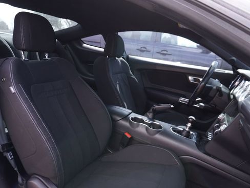 Used 2019 Ford Mustang GT w/ Equipment Group 301A image 9