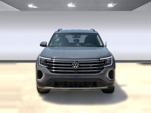 Used 2026 Volkswagen Atlas SE FWD image 6