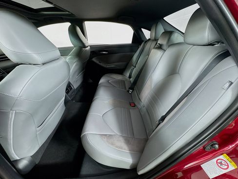 Used 2019 Toyota Avalon XSE w/ Carpet Mat Package FWD image 18