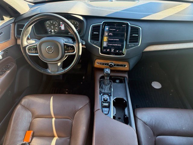 Used 2021 Volvo XC90 T6 Momentum w/ Climate Package AWD/4WD image 9