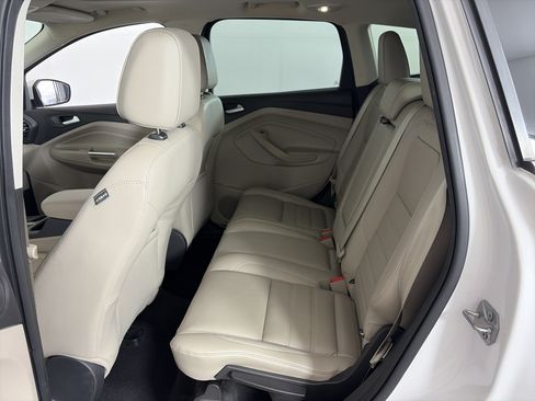 Used 2017 Ford Escape SE w/ SE Leather Comfort Package FWD image 7