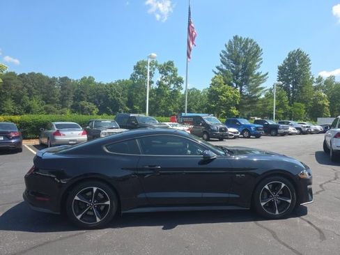 Used 2018 Ford Mustang GT RWD image 10
