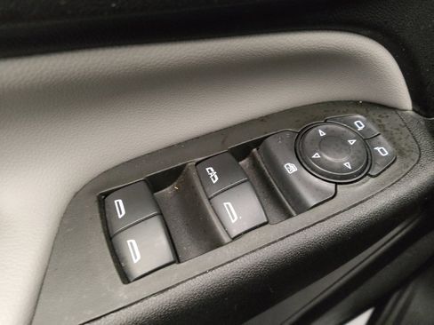 Used 2024 Chevrolet Equinox LS AWD/4WD image 27