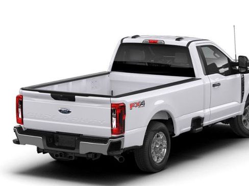 New 2026 Ford F350 XLT w/ FX4 Off-Road Package AWD/4WD image 3