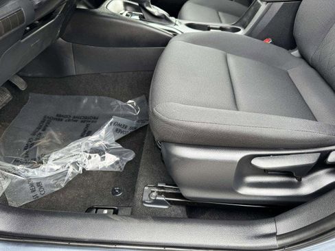 Used 2023 Toyota Corolla LE image 19