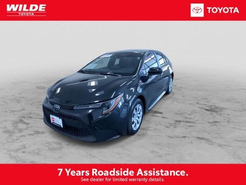 Certified 2022 Toyota Corolla LE image 5