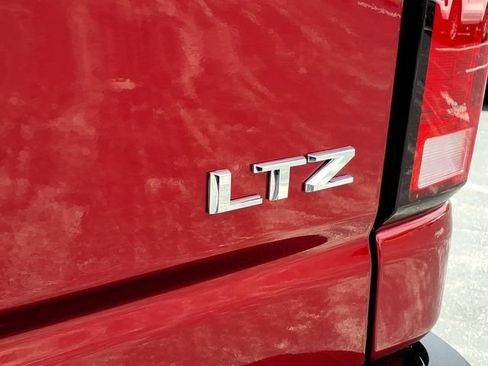 Used 2025 Chevrolet Silverado 2500 LTZ w/ LTZ Plus Package AWD/4WD image 23