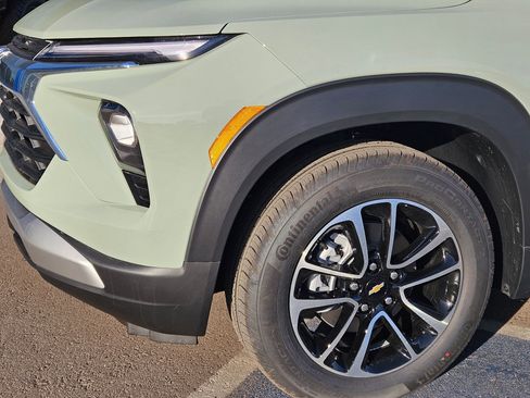 New 2026 Chevrolet TrailBlazer LT FWD image 15