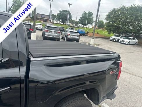 Used 2023 Chevrolet Colorado Z71 w/ Z71 Convenience Package 2 AWD/4WD image 12