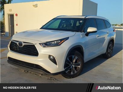 Used 2020 Toyota Highlander XLE