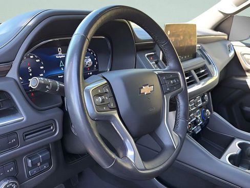 Used 2022 Chevrolet Tahoe LT w/ LT Signature Package RWD image 11