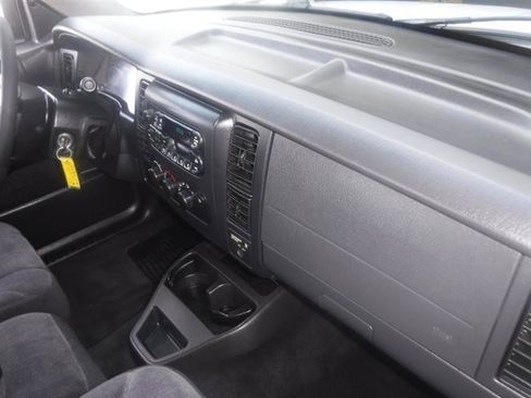 Used 2001 Dodge Dakota 2WD Club Cab image 30