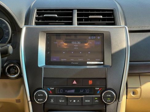 Used 2017 Toyota Camry XLE w/ Advanced Technology Package FWD image 18