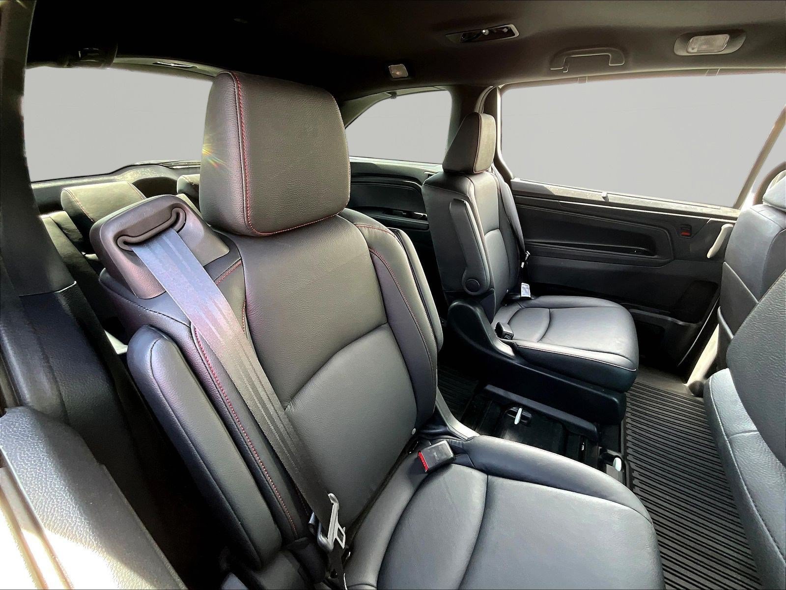 Used 2024 Honda Odyssey Sport image 25