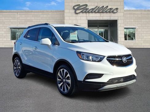 Used 2021 Buick Encore Preferred image 2