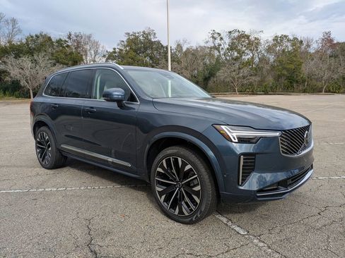 New 2026 Volvo XC90 T8 Ultra w/ Protection Package Premier AWD/4WD image 8