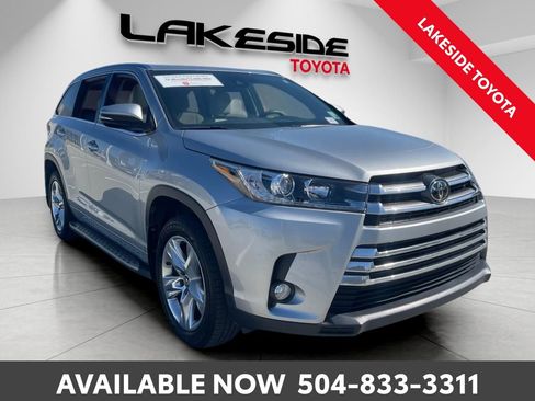 Certified 2017 Toyota Highlander Limited image 10