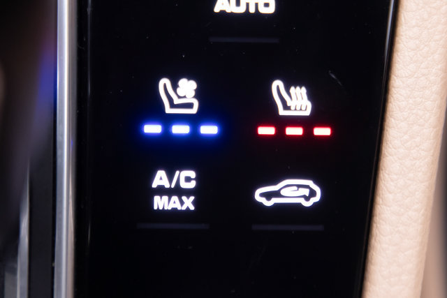 Used 2021 Porsche Cayenne AWD/4WD image 18
